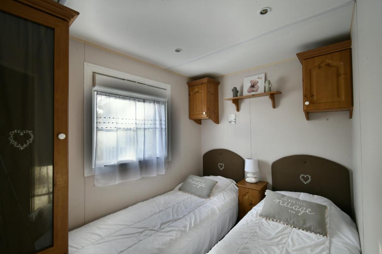 לס מתה Mobil'Home Climatise Terrain Prive Proche Du Zoo De La Palmyre מראה חיצוני תמונה
