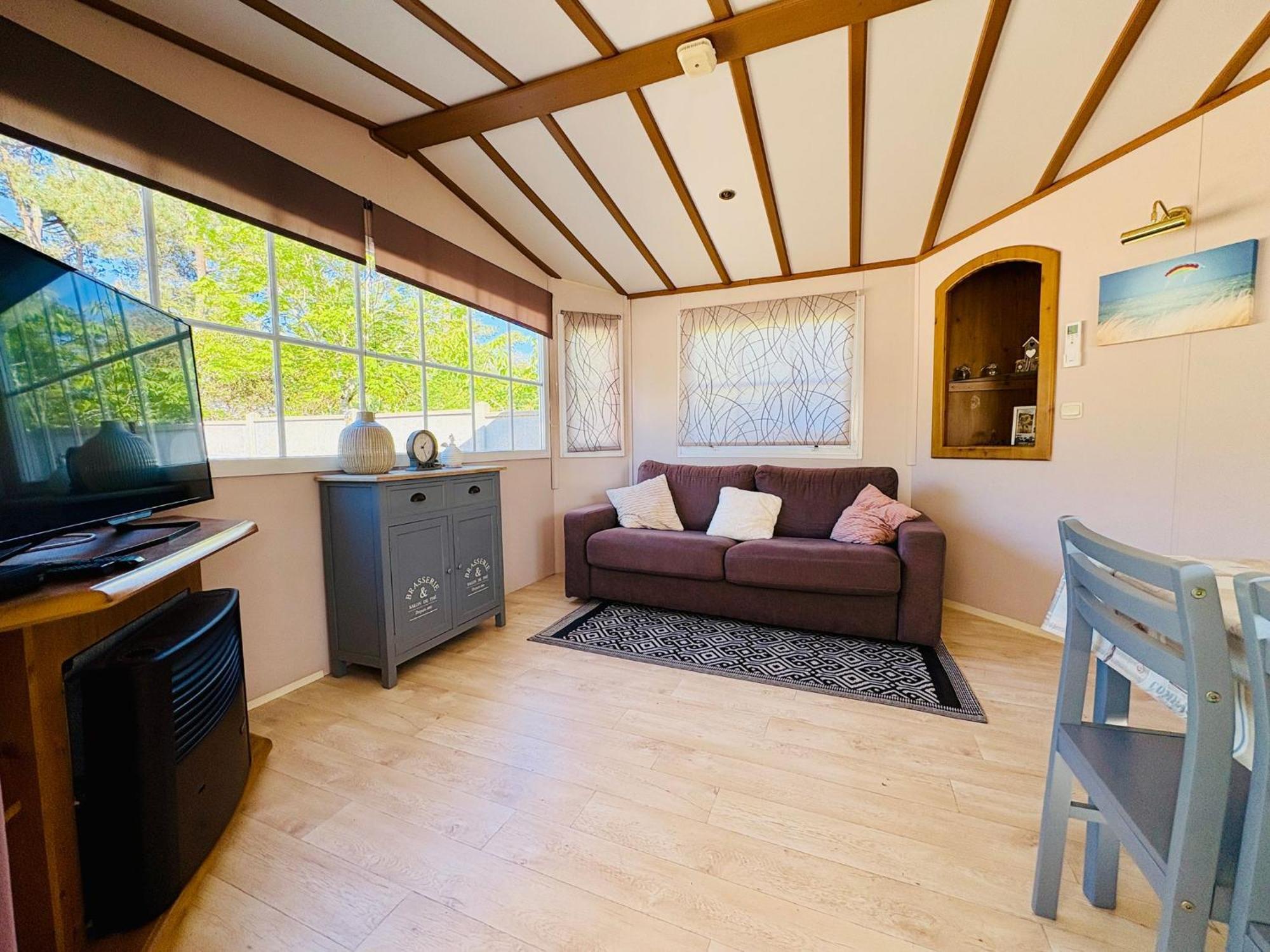 לס מתה Mobil'Home Climatise Terrain Prive Proche Du Zoo De La Palmyre מראה חיצוני תמונה